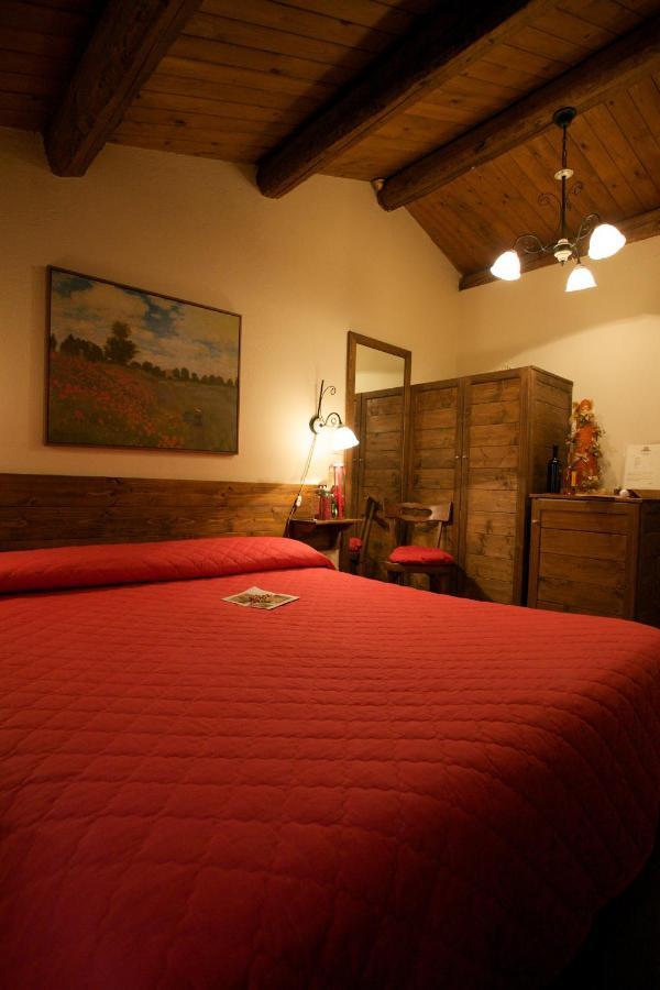 Albergo Tripoli B&B Affittacamere コラート エクステリア 写真