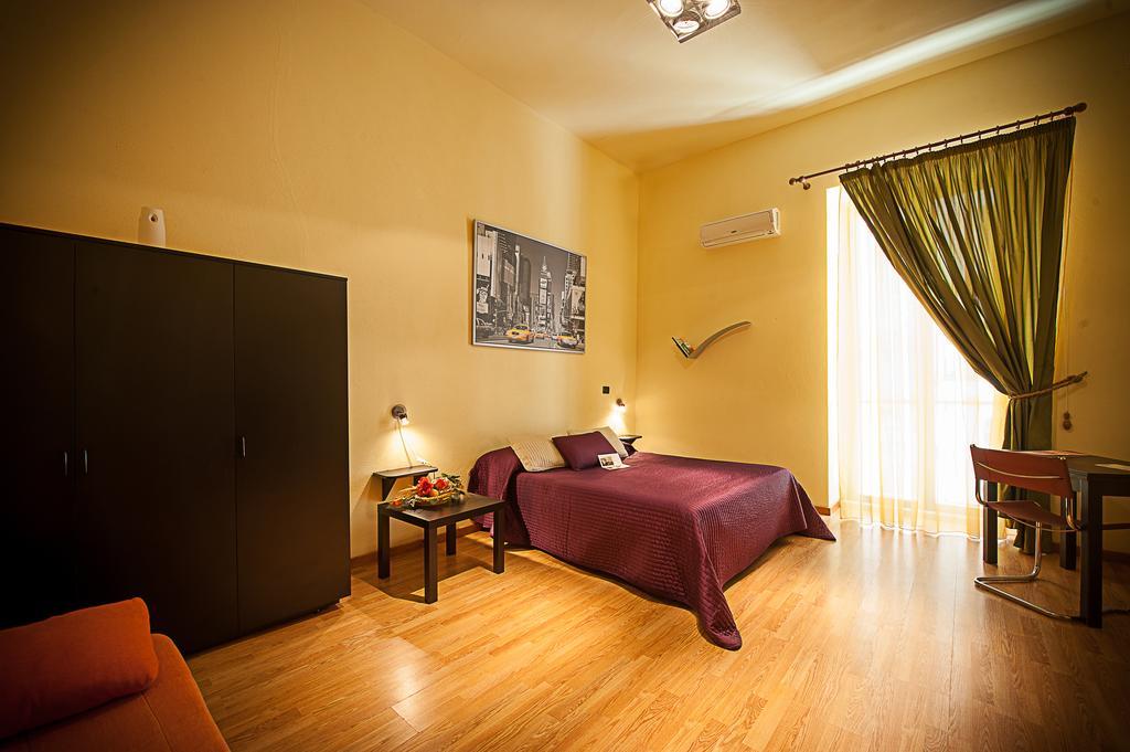 Albergo Tripoli B&B Affittacamere コラート 部屋 写真